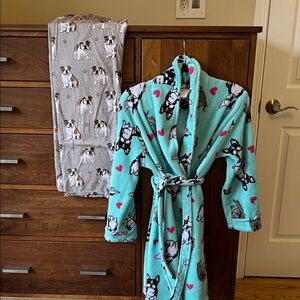 Women's Bulldog/ Frenchie Print Fleece Robe with Bulldog Pajama Pants Set